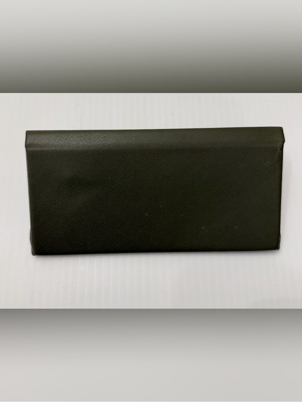 Longchamp Sunglass Eyeglass Case Olive Green Triangle Shape Lime Interior - Picture 4 of 10